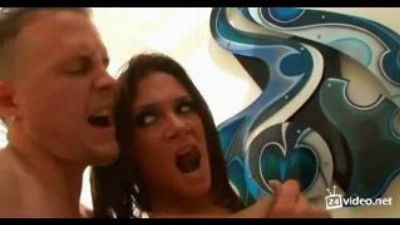 Жесткий порно видеоролик с Tory Lane